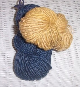 blue gold yarn1